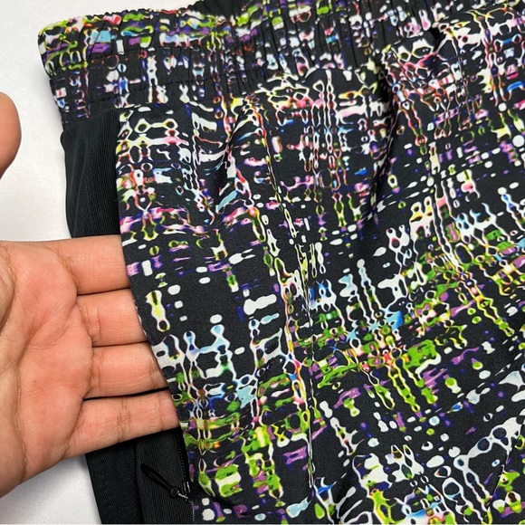 Fabletics Fallon Compression-lined Running Shorts Large - Picture 12 of 16